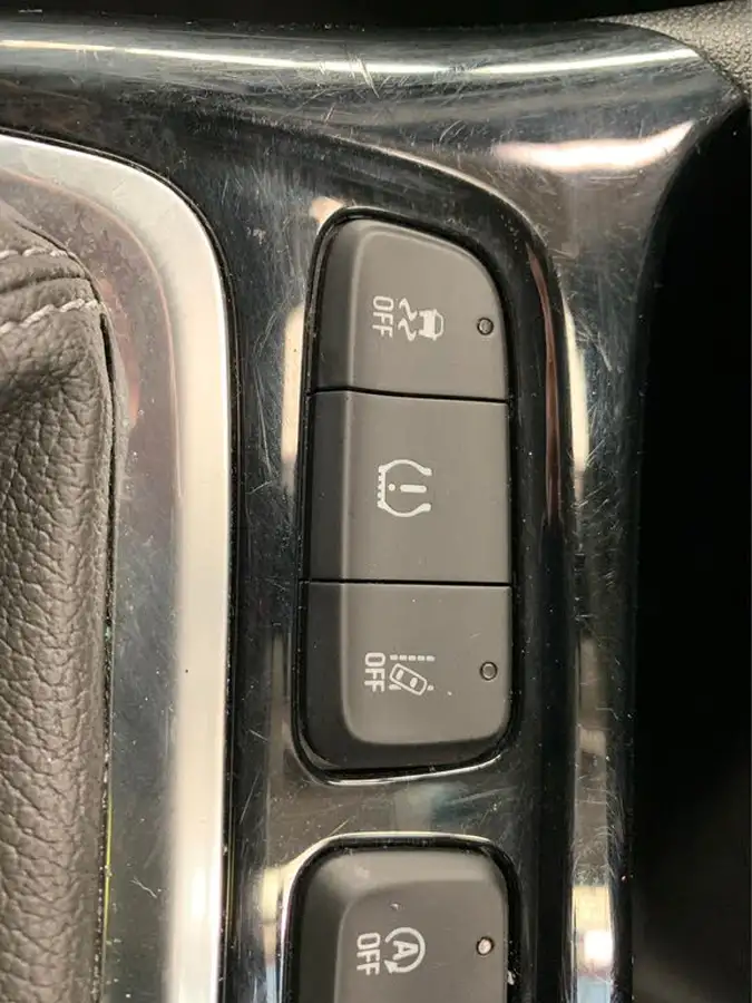 2020-vauxhall-crossland-x-12i-sri-nav-big-24