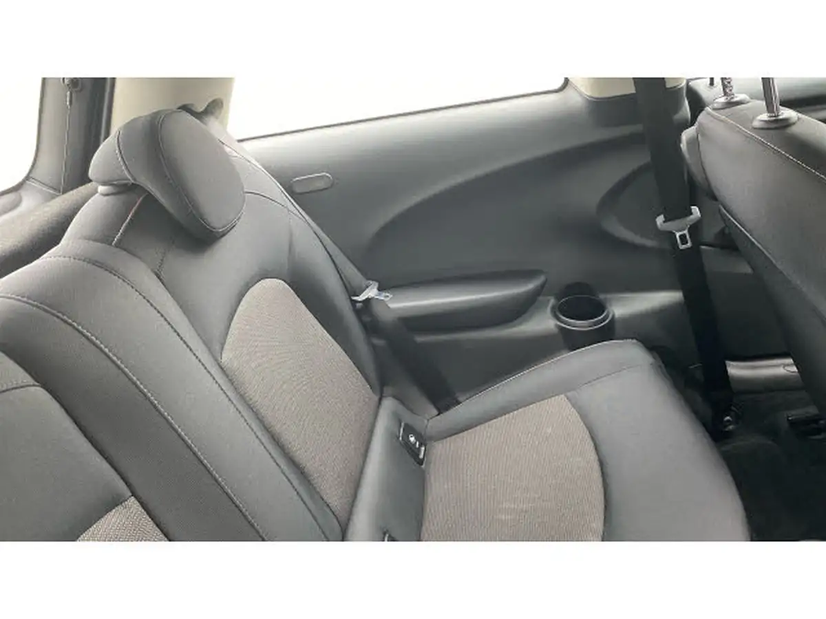 2019-mini-cooper-15-cooper-classic-hatchback-3d-auto-big-11