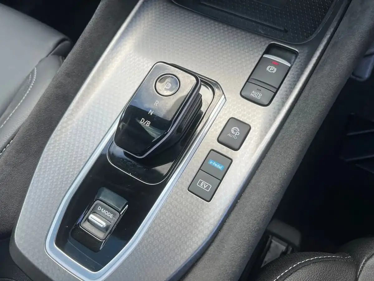 2024-nissan-qashqai-15-n-design-big-23