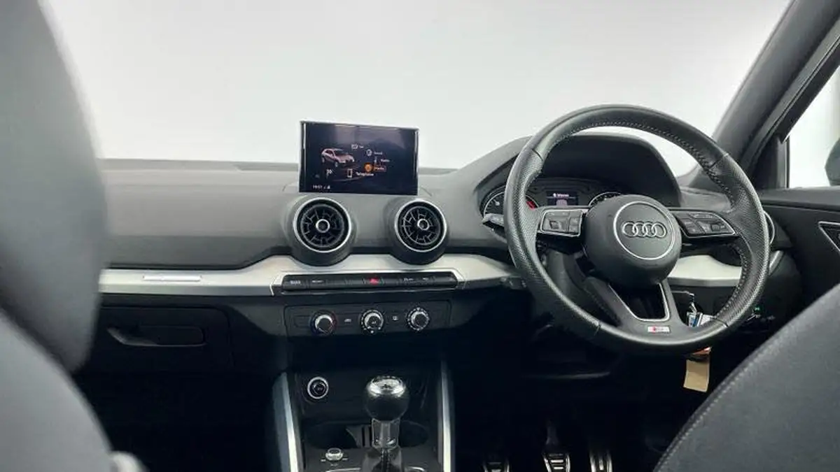 2019-audi-q2-16-30-tdi-s-line-big-25