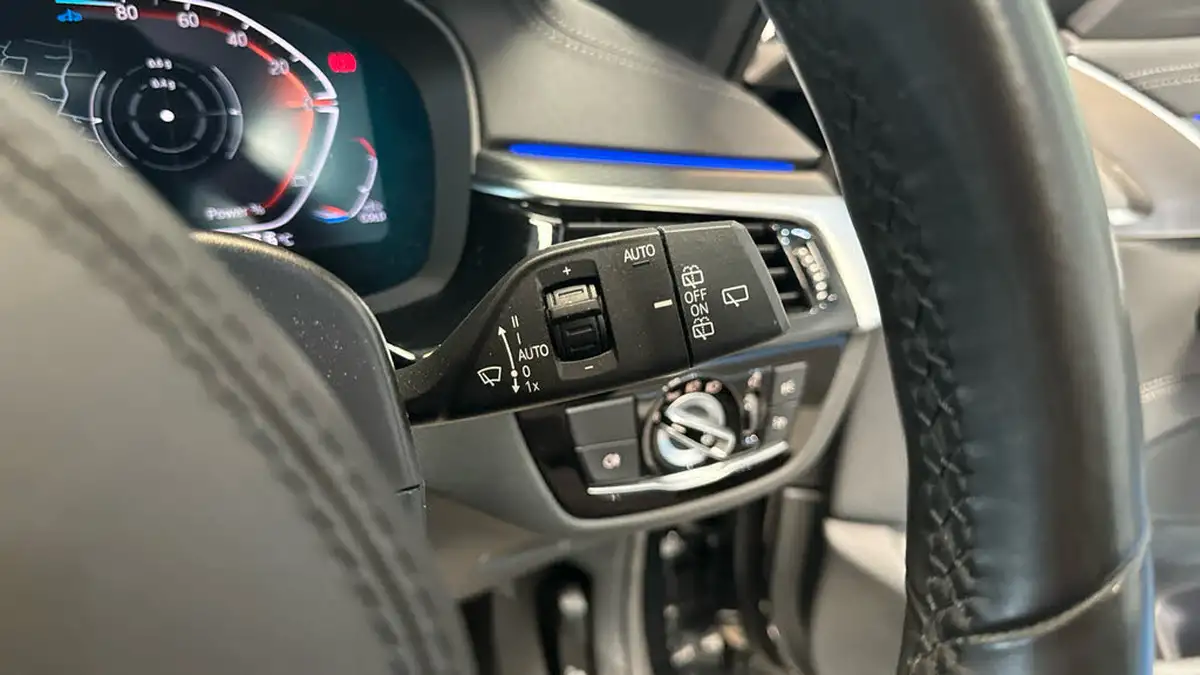 2021-bmw-5-series-20td-520d-m-sport-mht-touring-5d-big-18