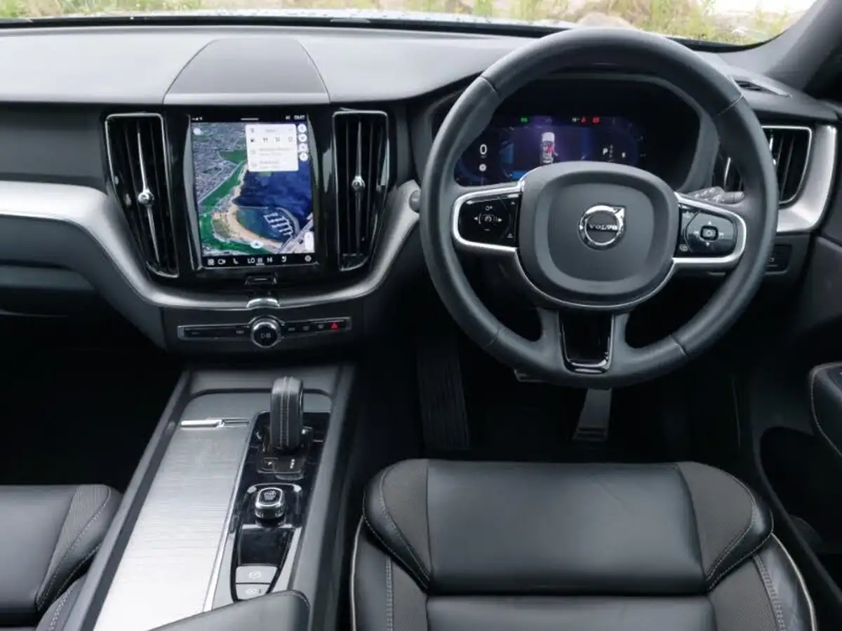 2021-volvo-xc60-20td-b4-r-design-awd-big-6