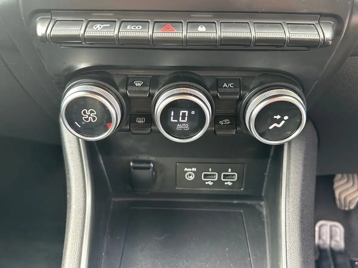 2020-renault-captur-15dci-iconic-95bhp-big-22