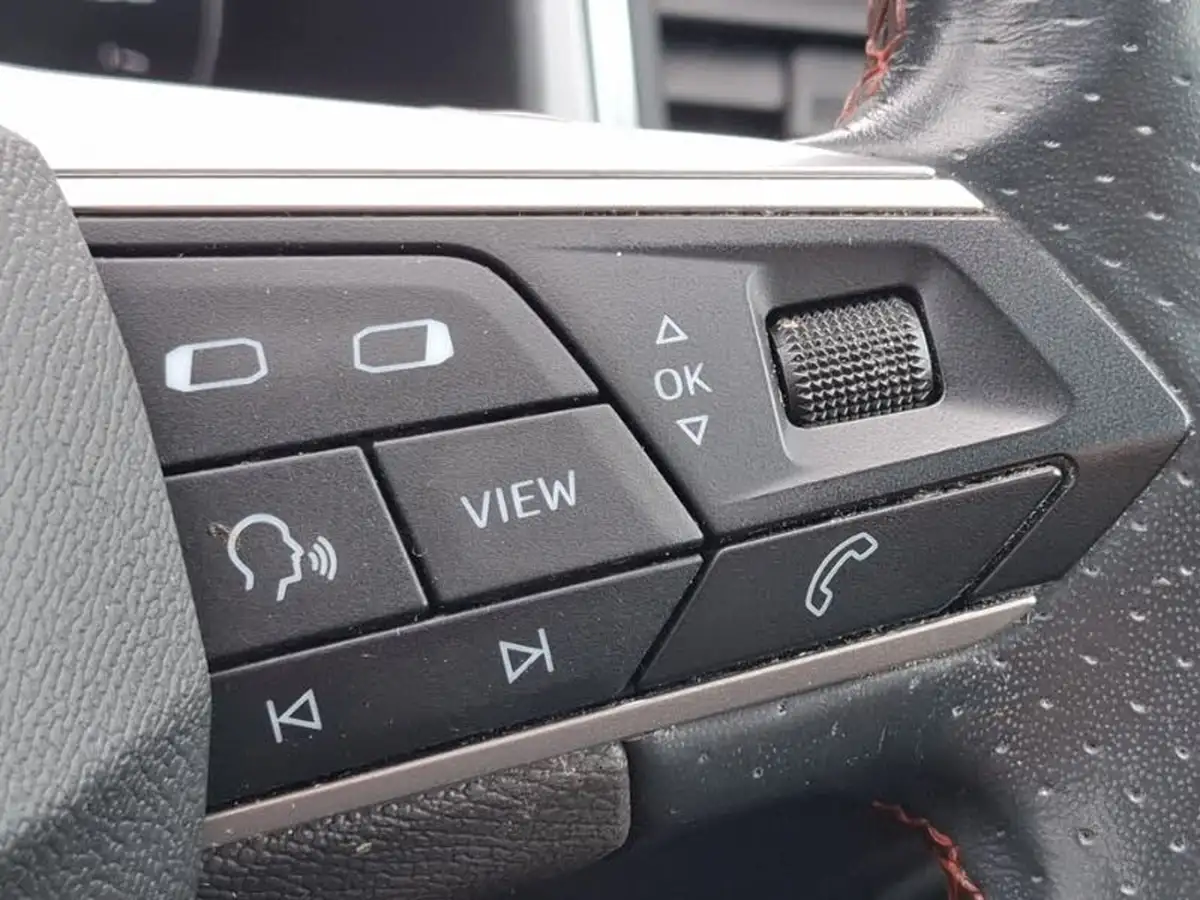2022-seat-ateca-20tdi-fr-4d-dsg-big-16