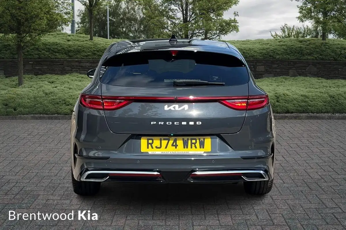 2025-kia-pro-ceed-15-t-gdi-gt-line-s-big-5