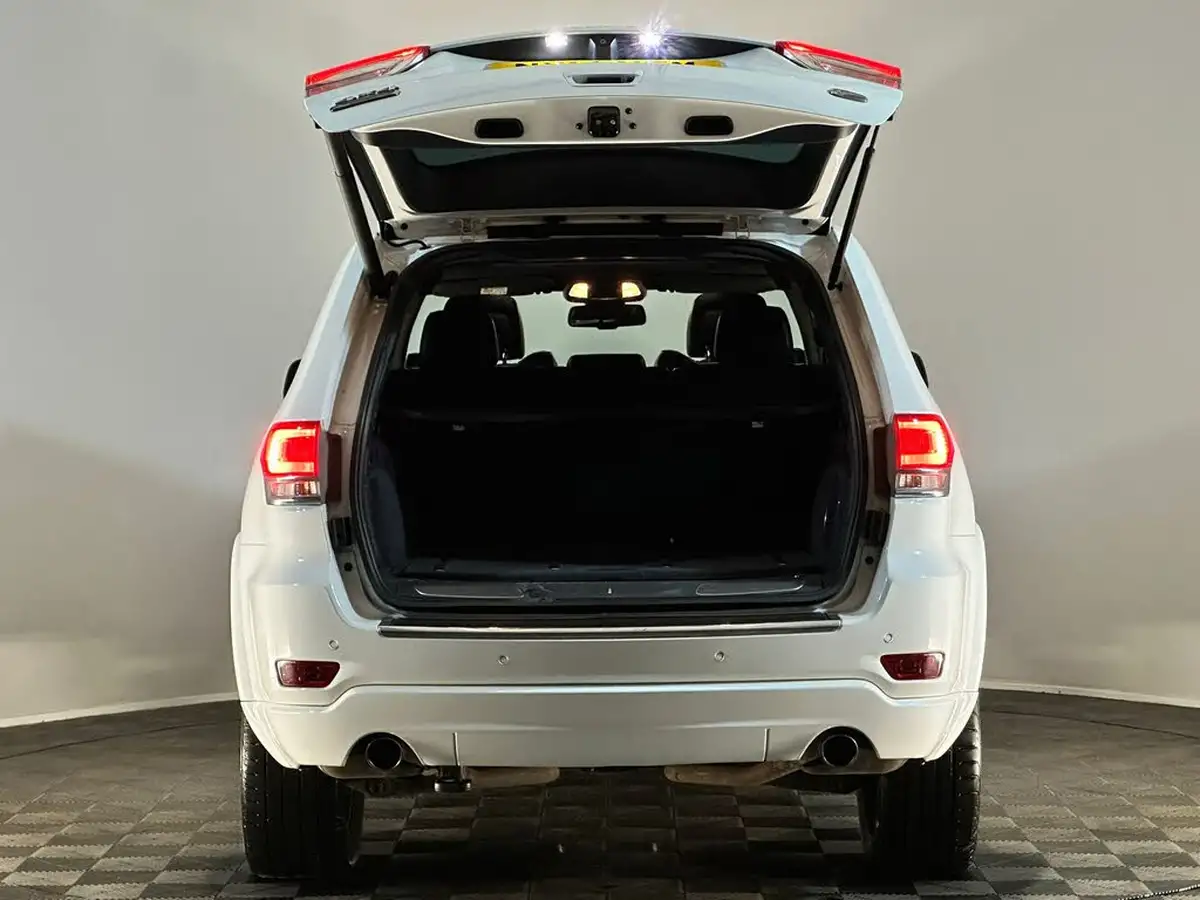 2014-jeep-grand-cherokee-30crd-overland-big-7