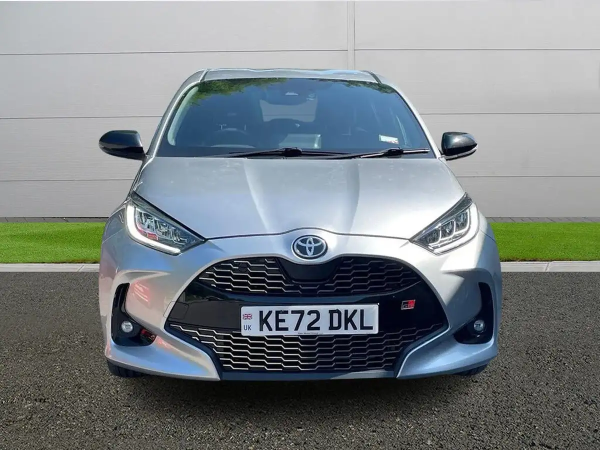 2023-toyota-yaris-15-vvt-i-gr-sport-114bhp-big-1