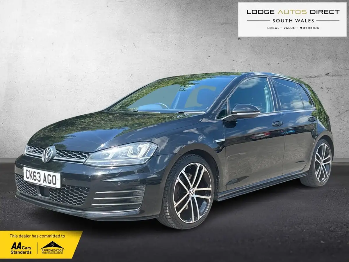 2013-volkswagen-golf-20tdi-gtd-5d-big-2