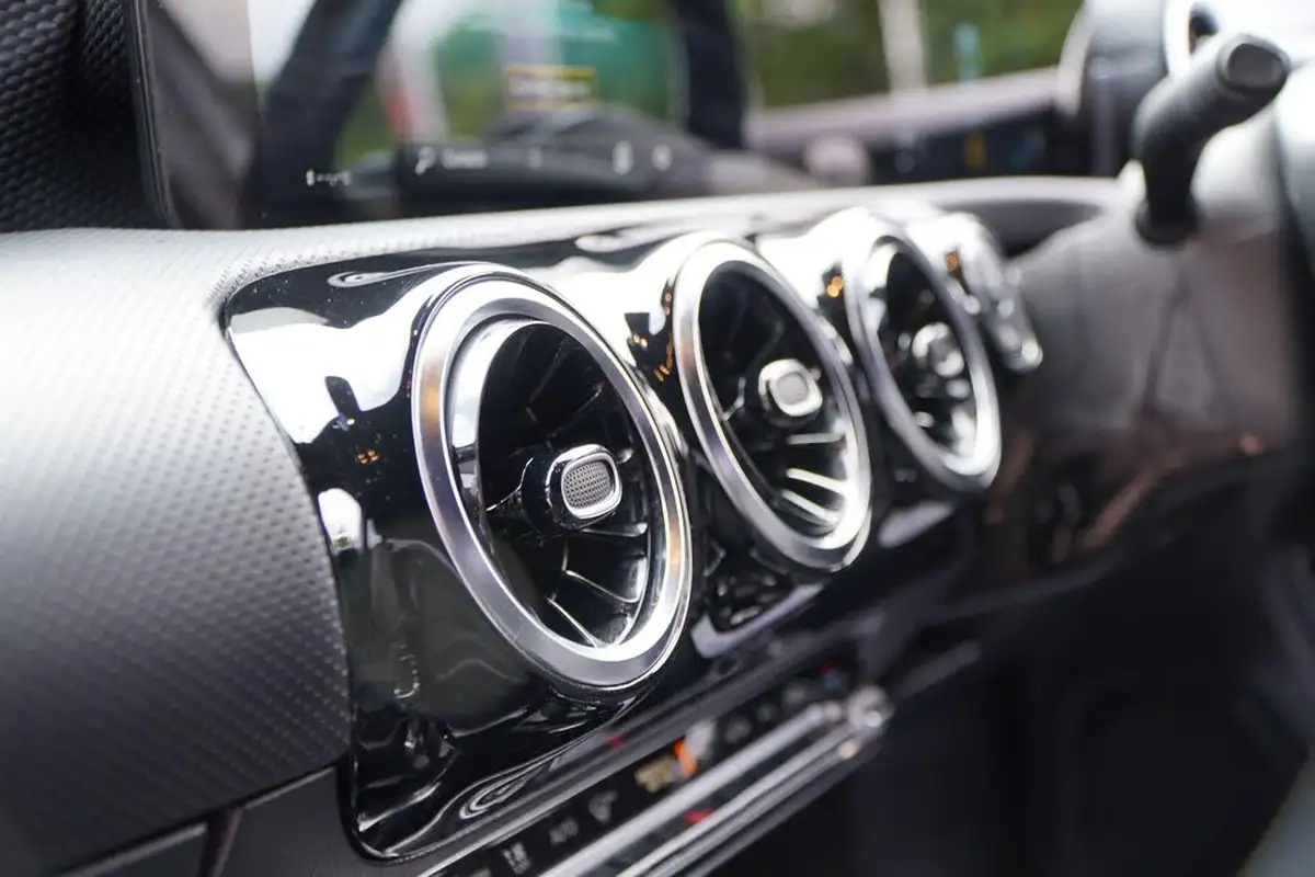 2021-mercedes-benz-a-class-13-a200-sport-executive-saloon-4d-7g-dct-big-21