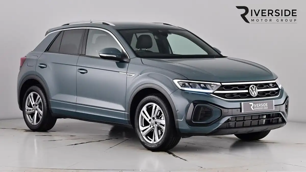 2025-volkswagen-t-roc-15-tsi-r-line-hatchback-5d-dsg-big-0