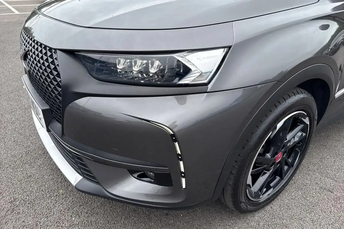2018-ds-ds-7-crossback-20bluehdi-performance-line-big-25
