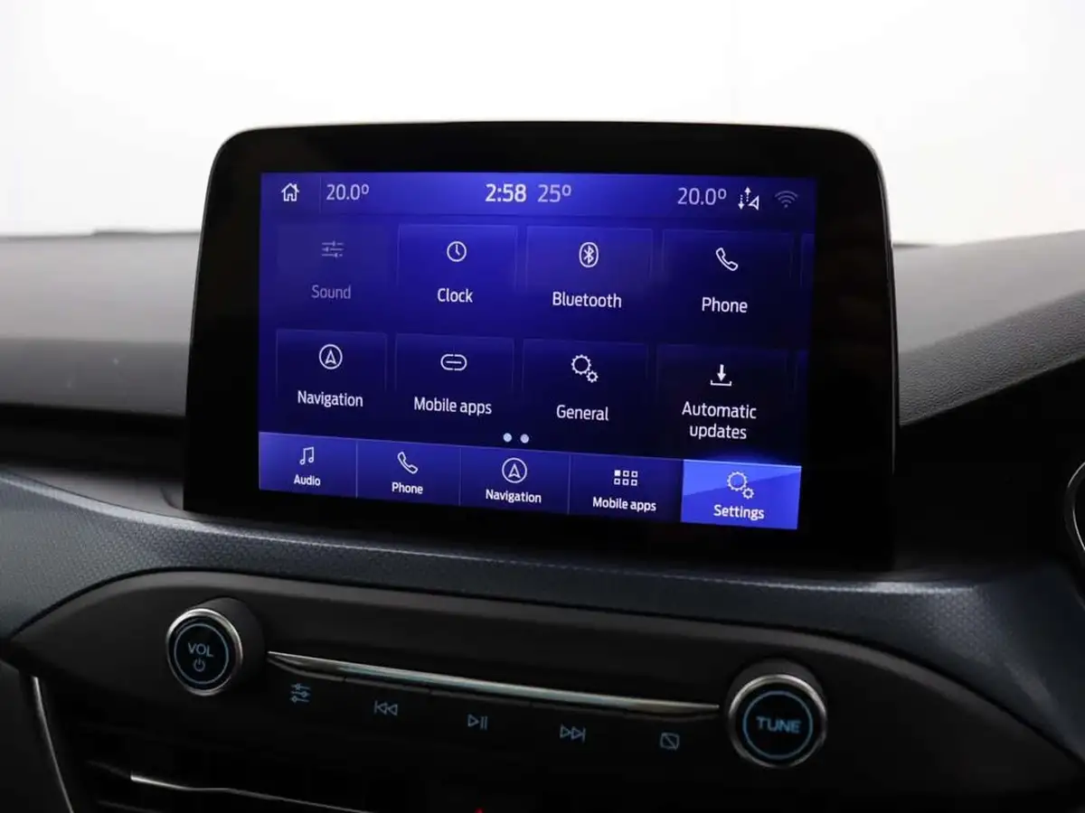 2020-ford-focus-10t-active-x-hatchback-auto-big-24