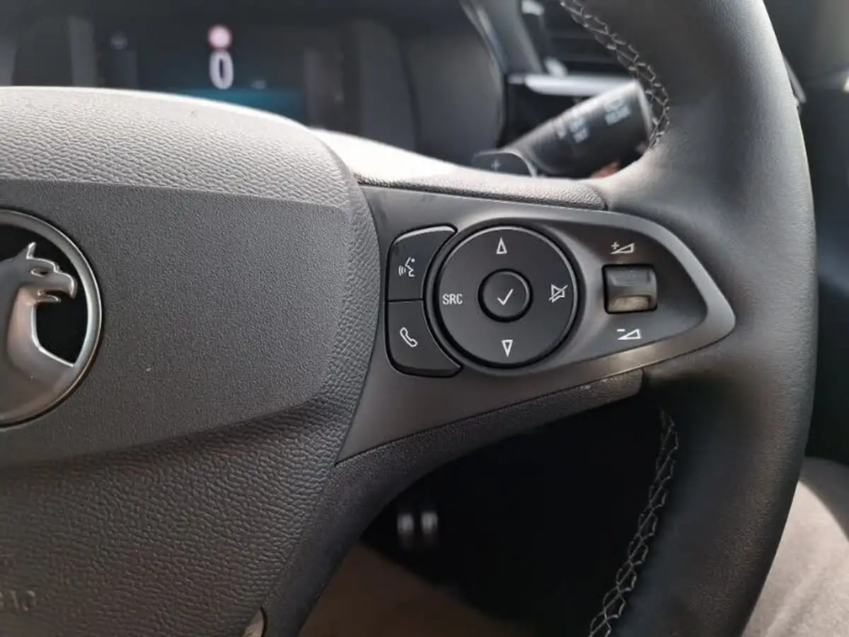 2023-vauxhall-corsa-12-turbo-ultimate-130ps-auto-big-17