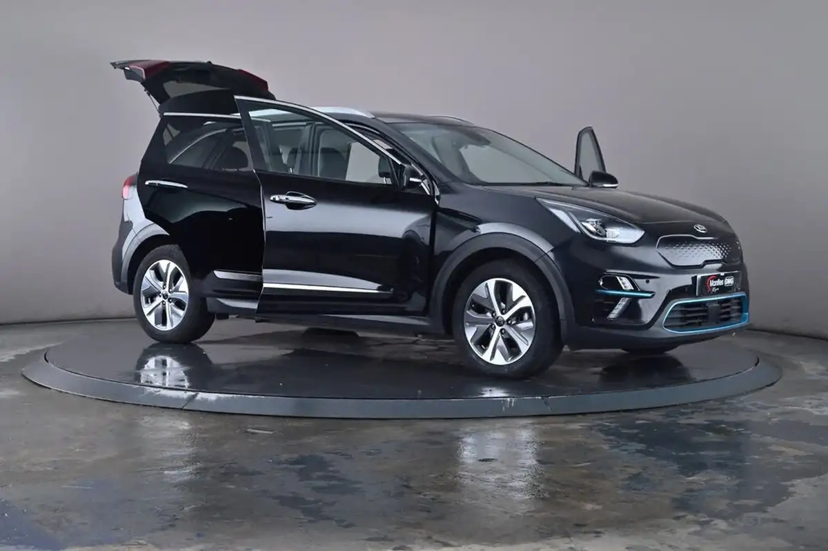 2021-kia-e-niro-ev-4-big-48