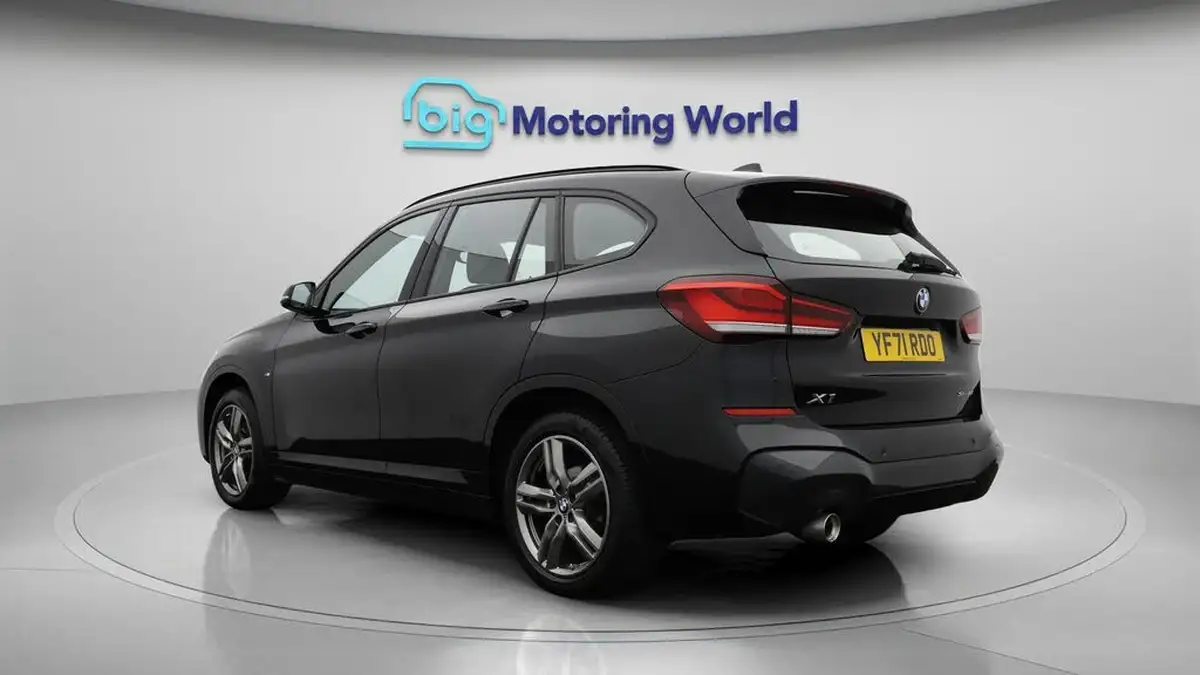 2021-bmw-x1-15-sdrive18i-m-sport-tech-pack-ii-dct-big-5