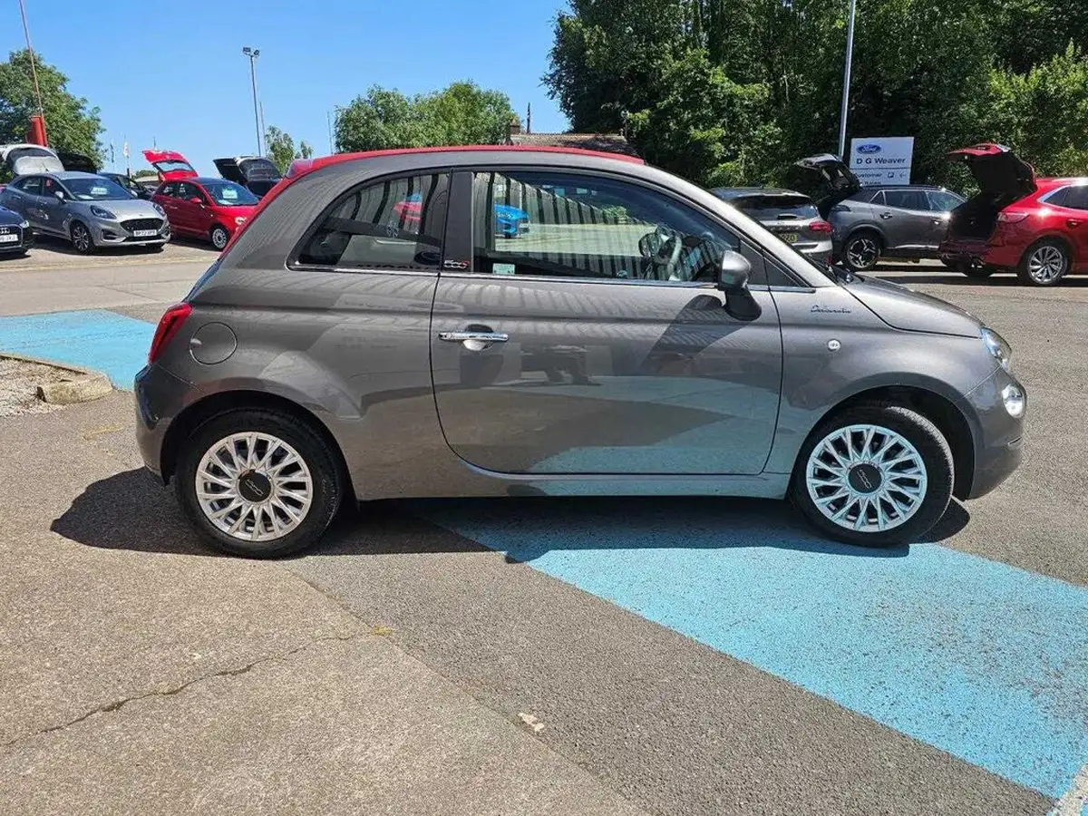2022-fiat-500c-10-dolcevita-big-16