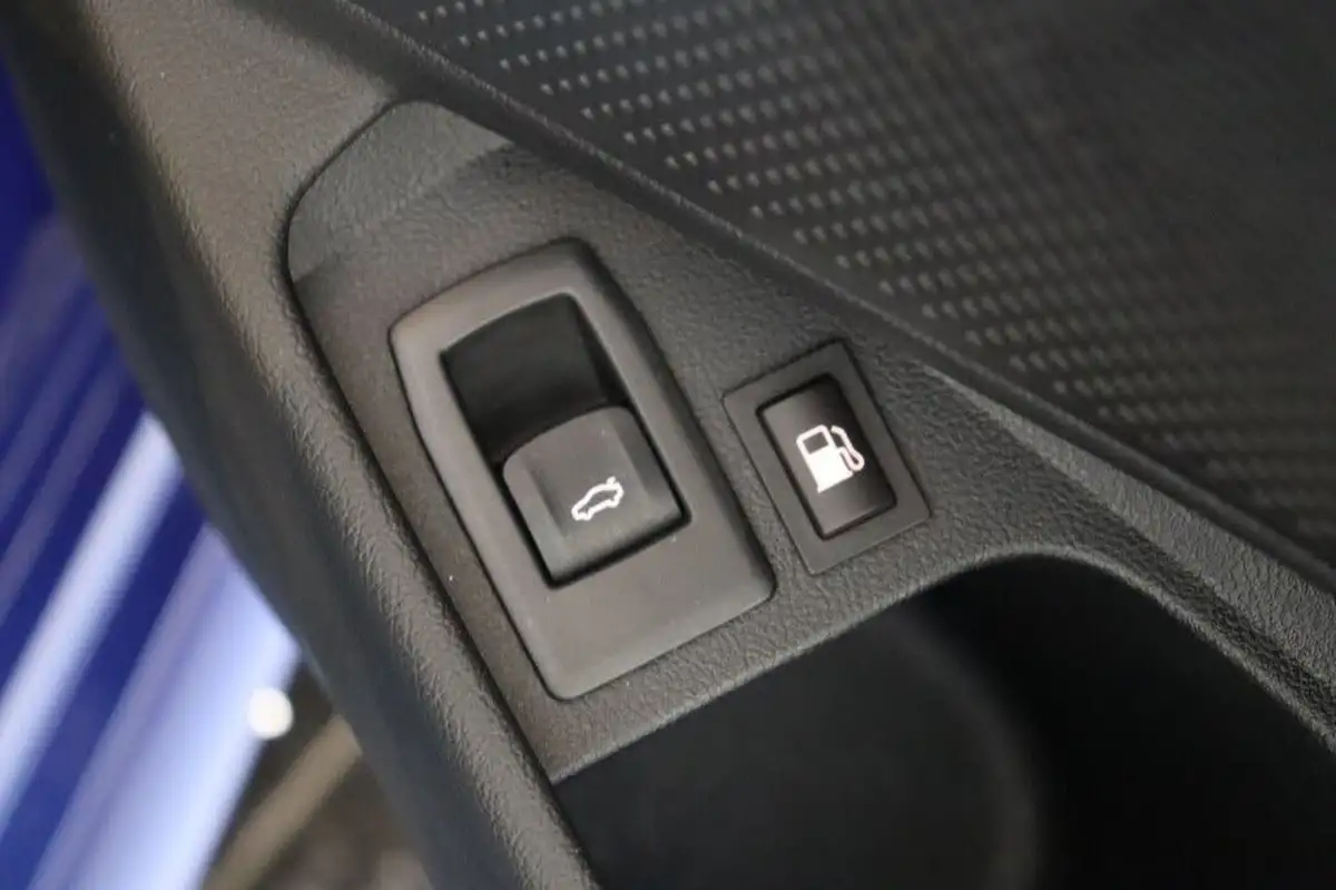 2022-bmw-3-series-20-330e-m-sport-pro-pack-saloon-4d-big-16