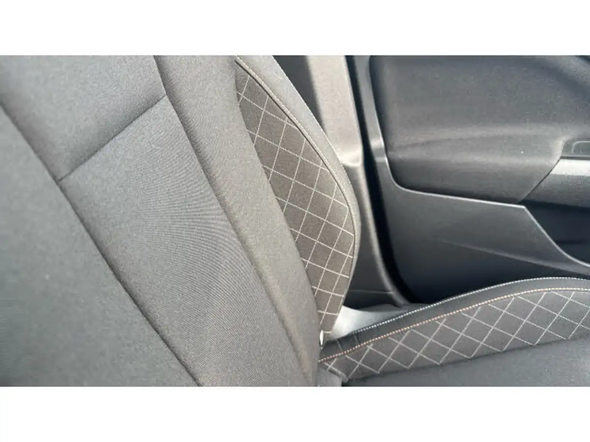 2021-skoda-kamiq-10-tsi-se-109ps-big-45