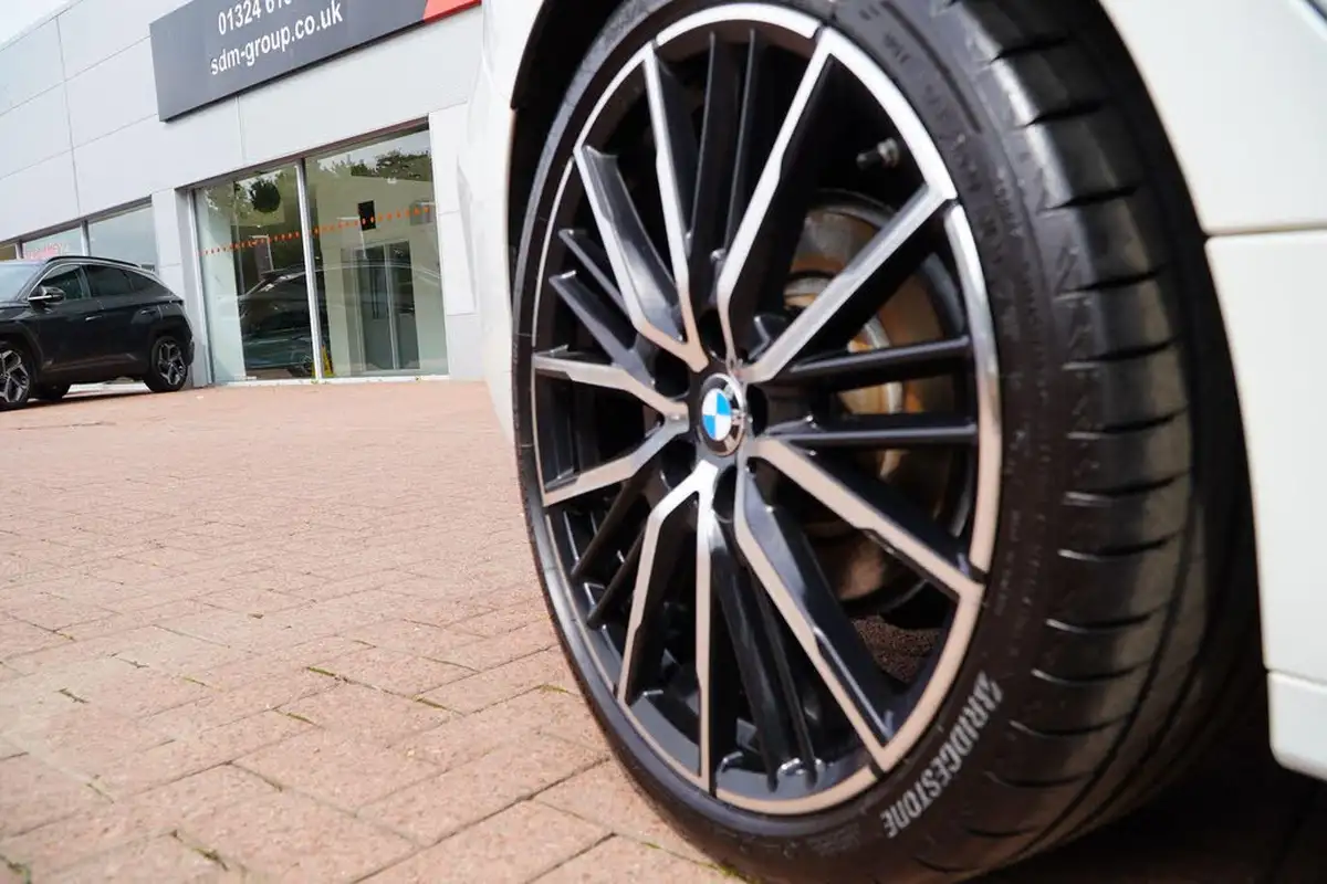 2021-bmw-1-series-15-118i-m-sport-big-36