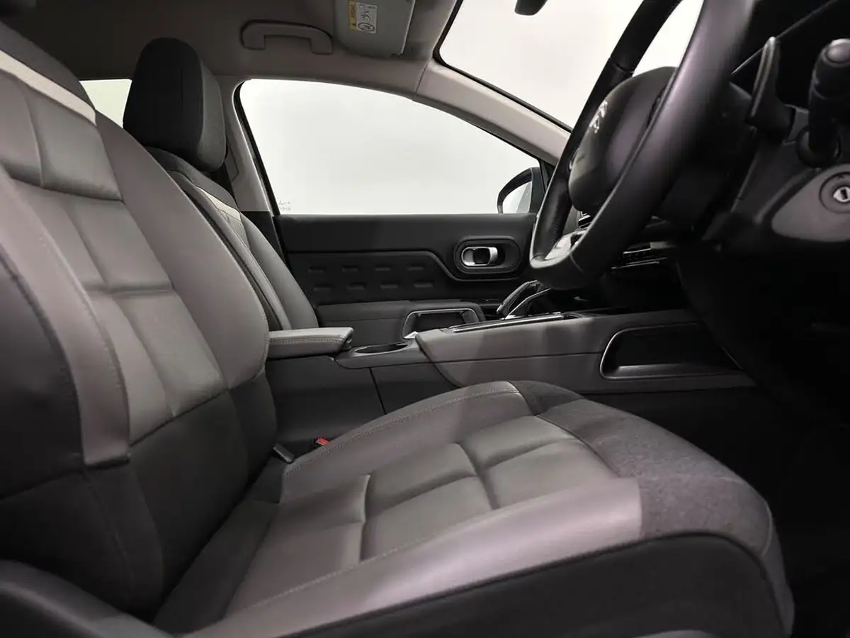 2020-citroen-c5-aircross-15bluehdi-flair-eat8-big-28