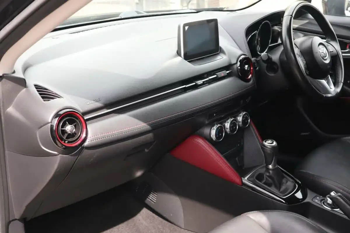 2015-mazda-cx-3-15td-sport-nav-awdss-big-11