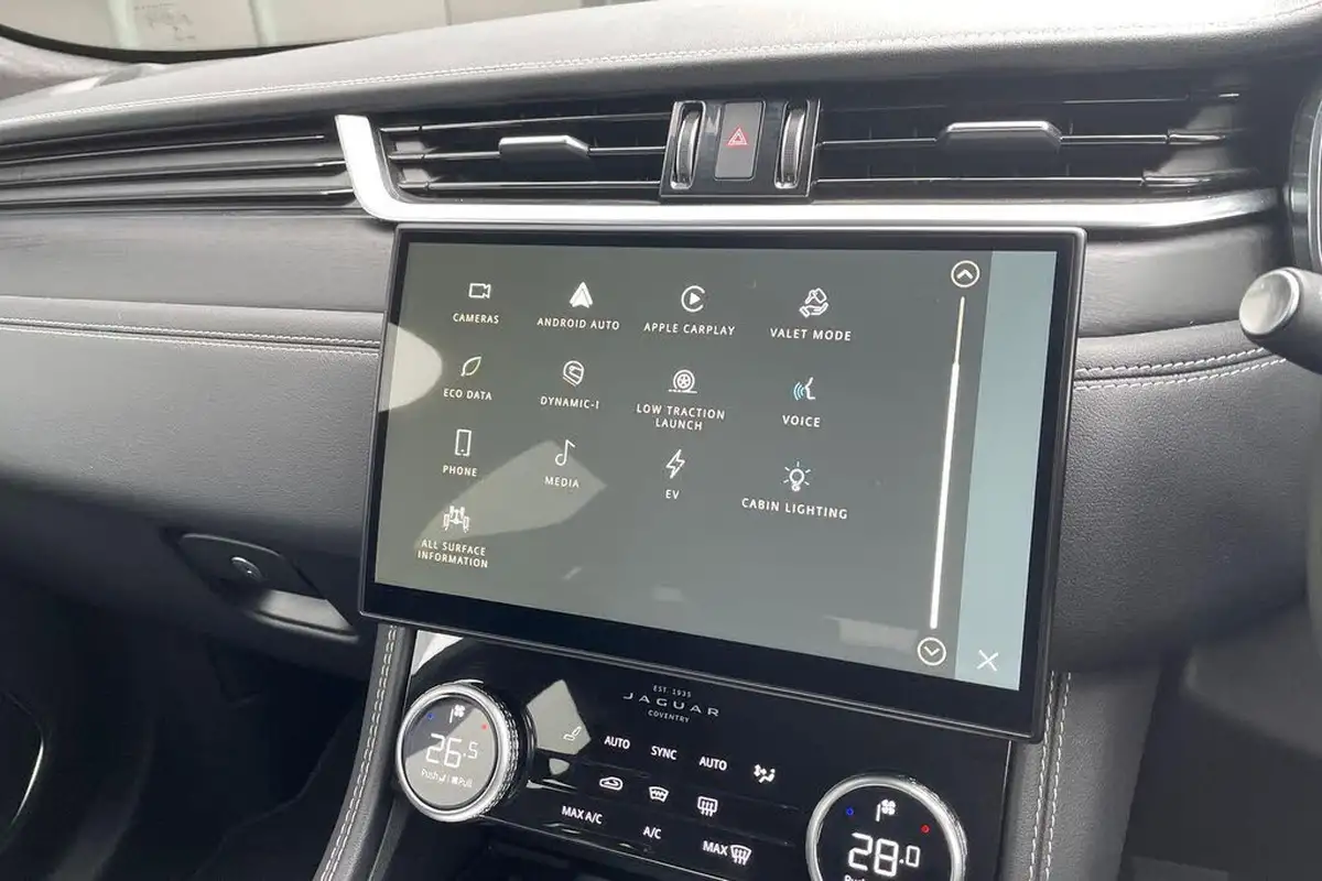 2023-jaguar-f-pace-20-p250-r-dynamic-hse-black-big-63