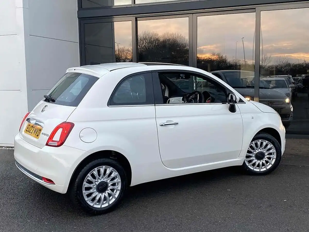 2023-fiat-500-10-big-38