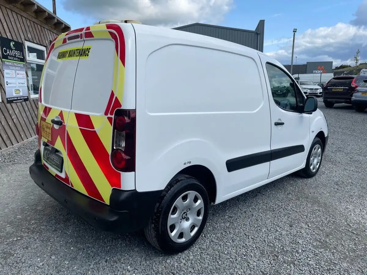 2018-peugeot-partner-16bluehdi-professional-l1-100pseu6-854-big-4