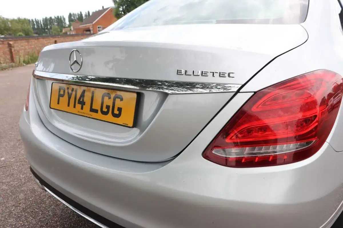 2014-mercedes-benz-c-class-21td-c220-cdi-sport-21cdi-bluetec-7g-tronic-plus-big-21