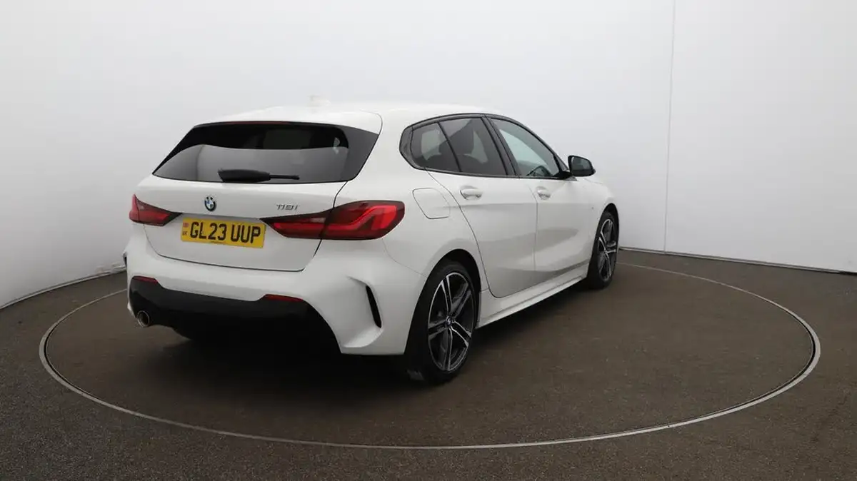 2023-bmw-1-series-15-118i-m-sport-lcp-dct-big-56