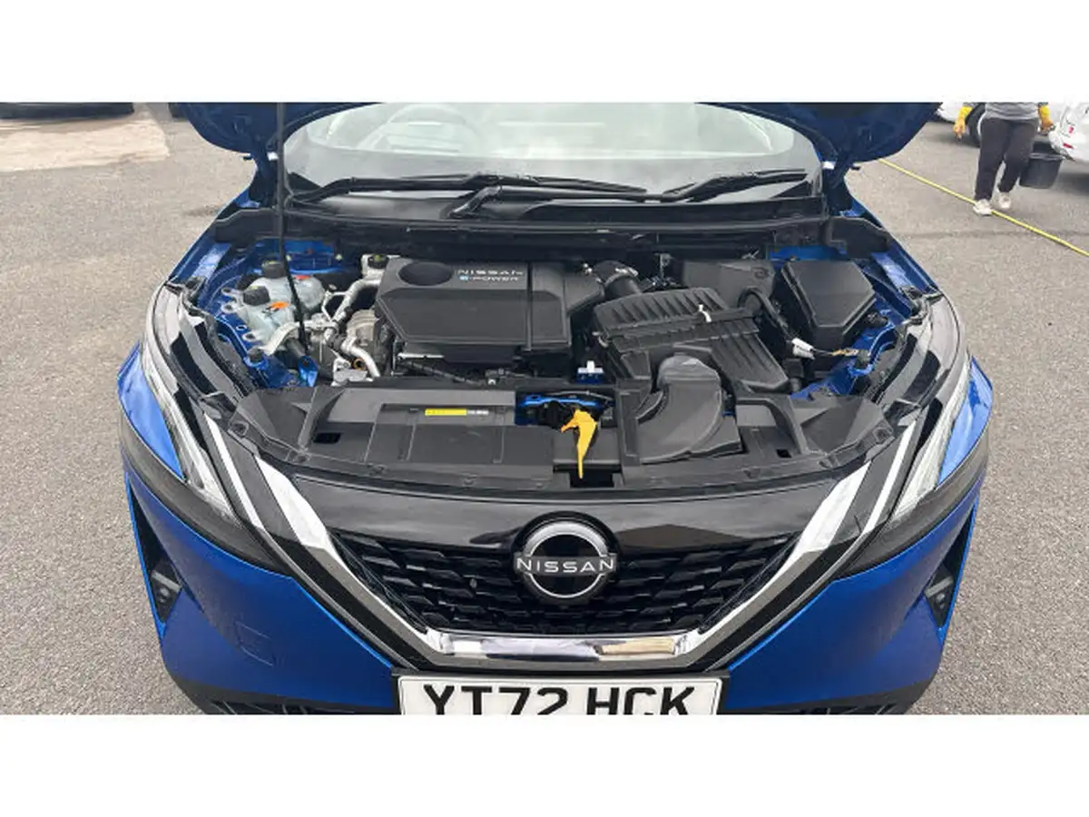 2023-nissan-qashqai-15-tekna-big-7