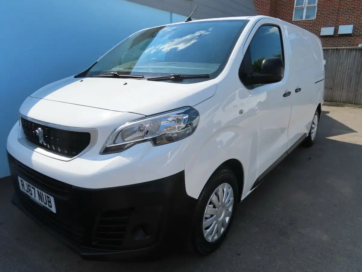 2018-peugeot-expert-16bluehdi-s-standard-1000-95-big-6