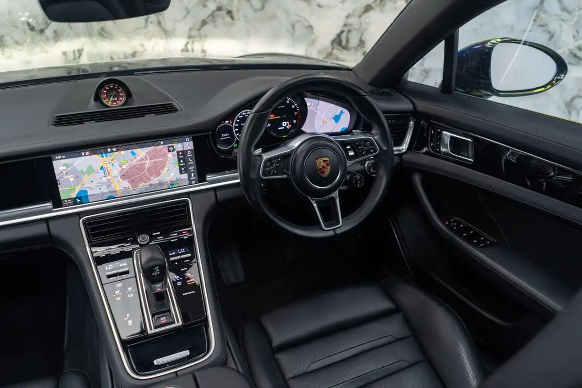 2017-porsche-panamera-29-v6-4-e-hybrid-executive-big-45