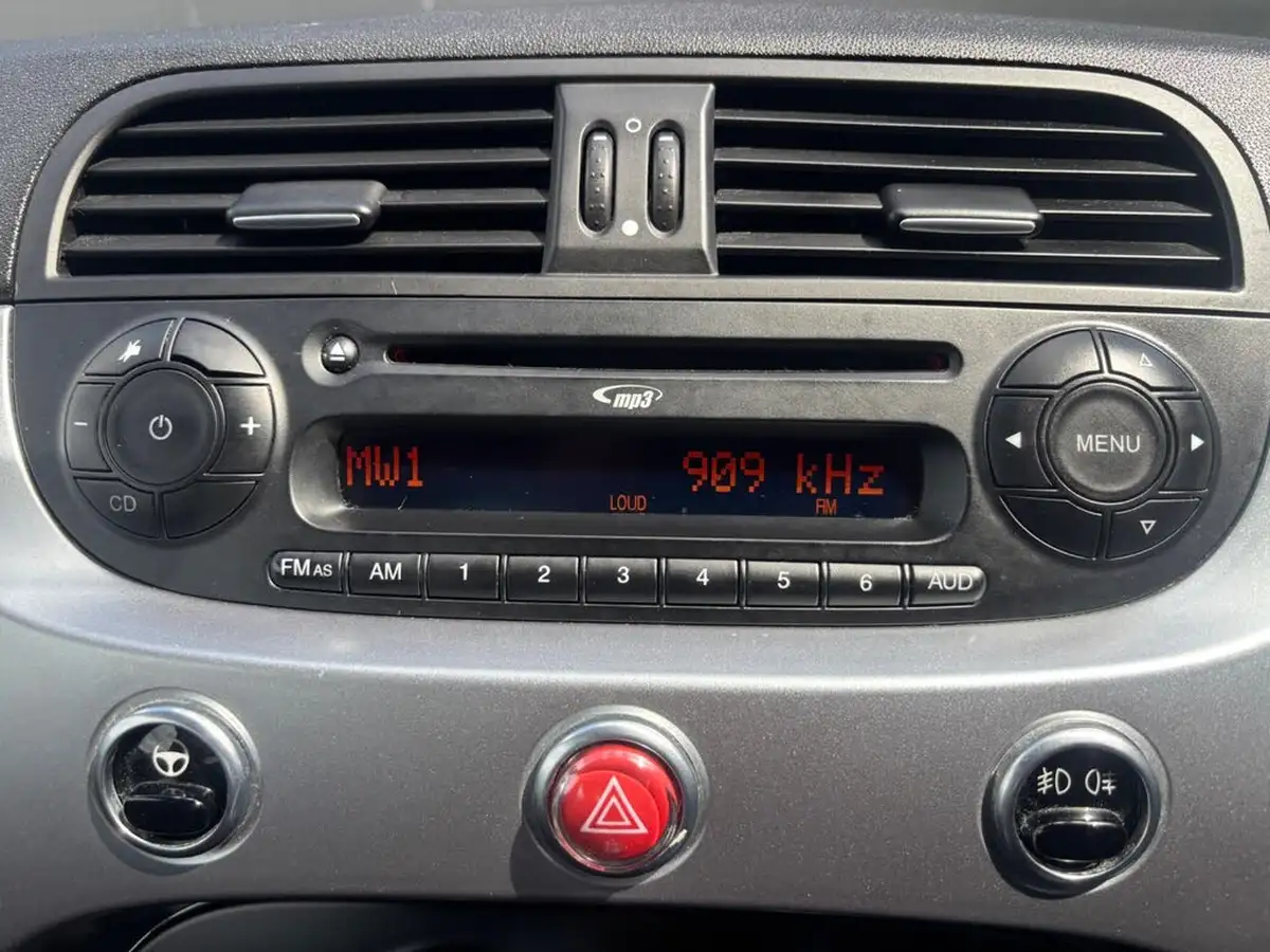 2015-fiat-500-12-s-big-38