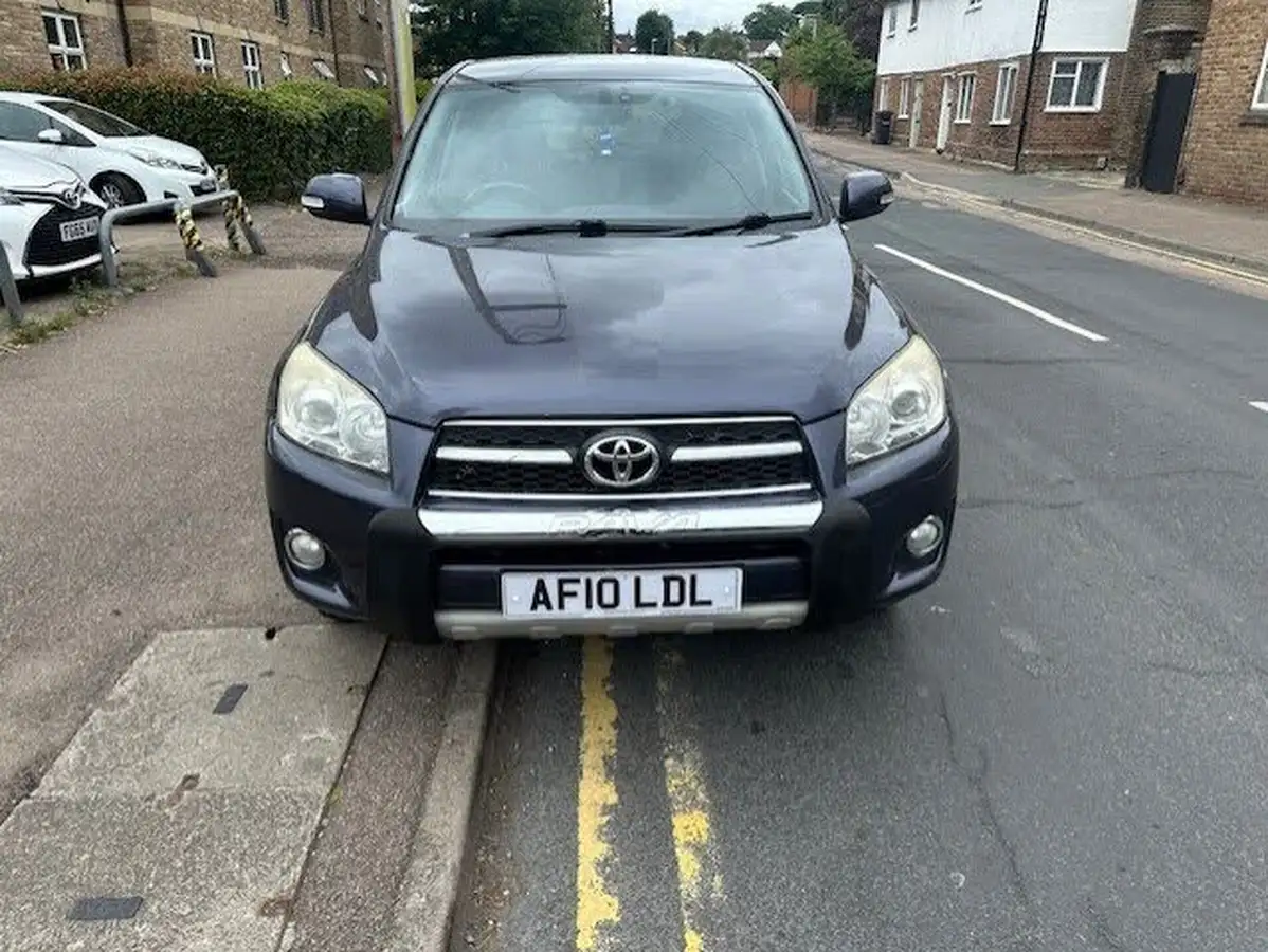 2010-toyota-rav4-22td-xt-r-22d-4d-150bhp-big-2