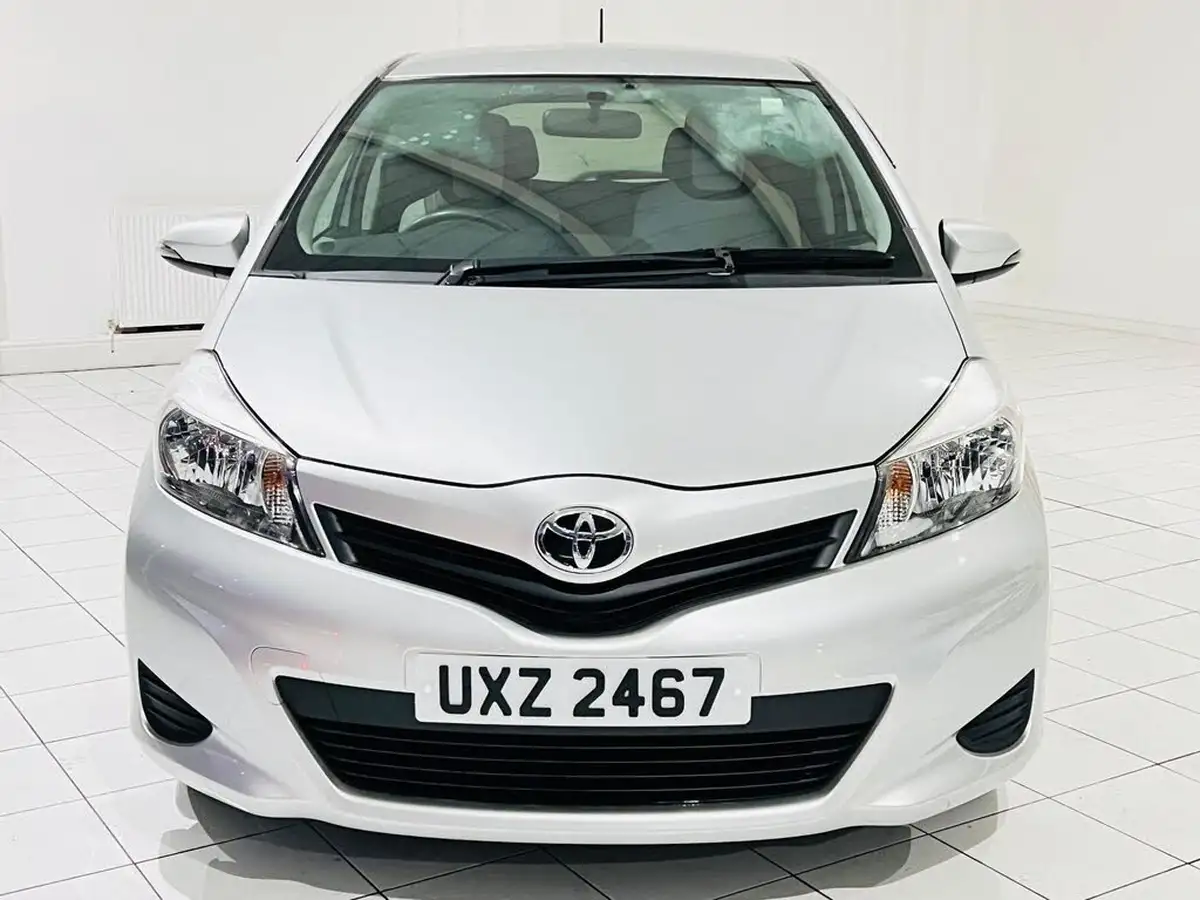 2011-toyota-yaris-133-tr-99bhp-5d-m-drive-s-big-4