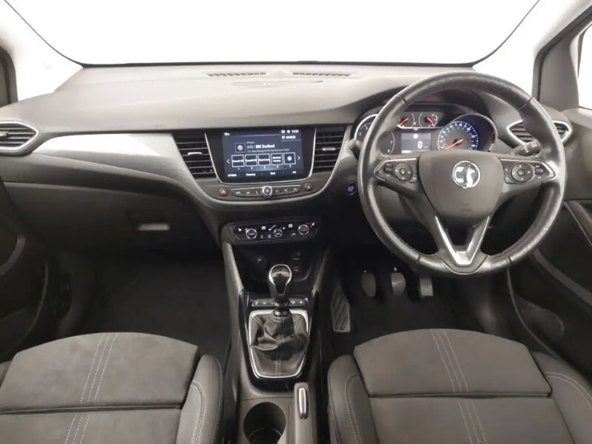 2022-vauxhall-crossland-12-ultimate-130ps-big-2