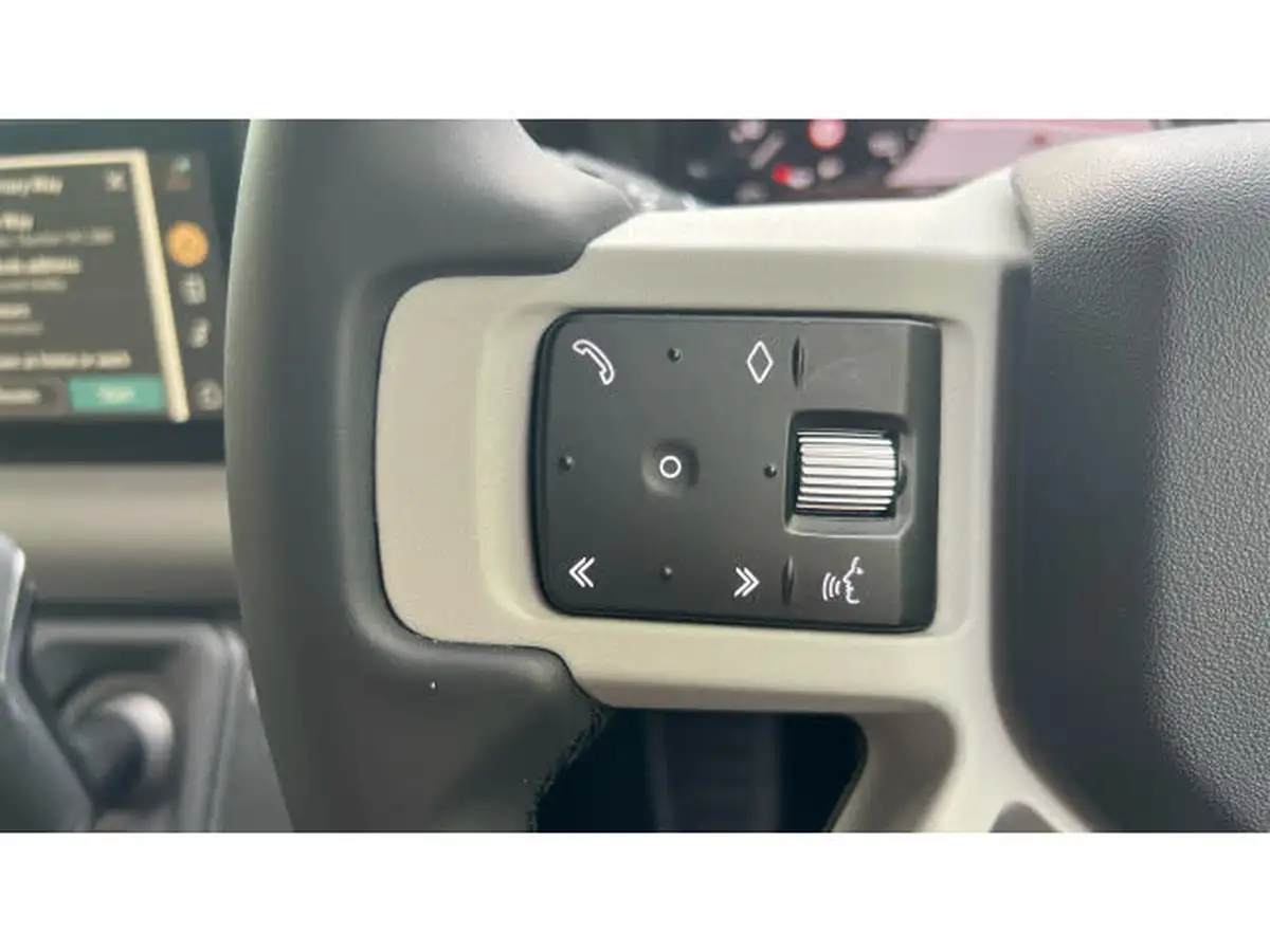 2023-land-rover-90-defender-30-d250-x-dynamic-se-big-32
