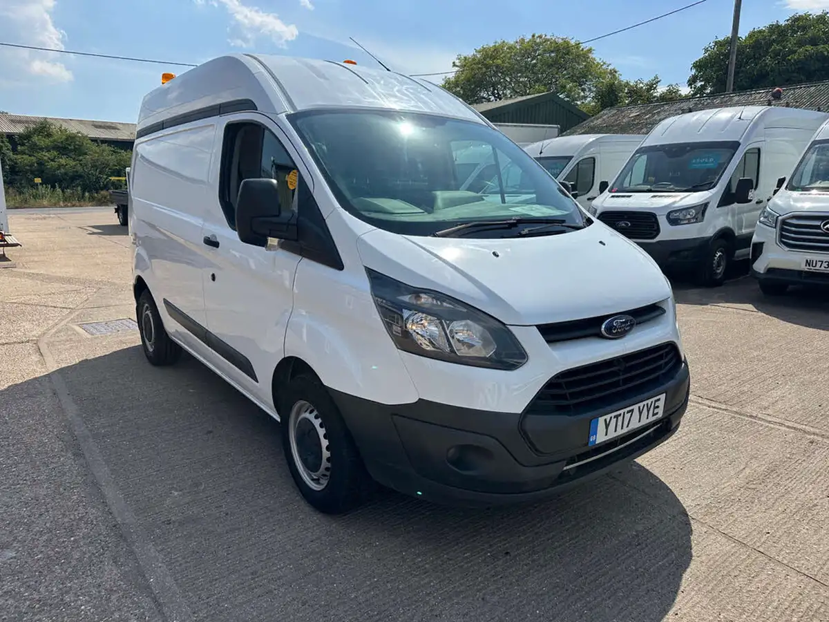 2017-ford-transit-custom-20tdci-290-l2h2-105pseu6-big-2