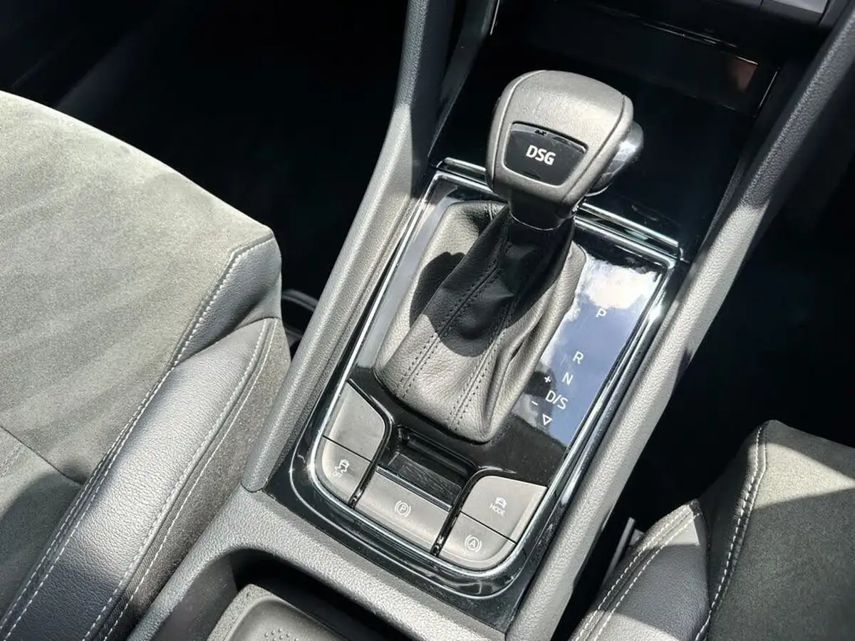 2020-skoda-karoq-15-tsi-se-l-dsg-big-28