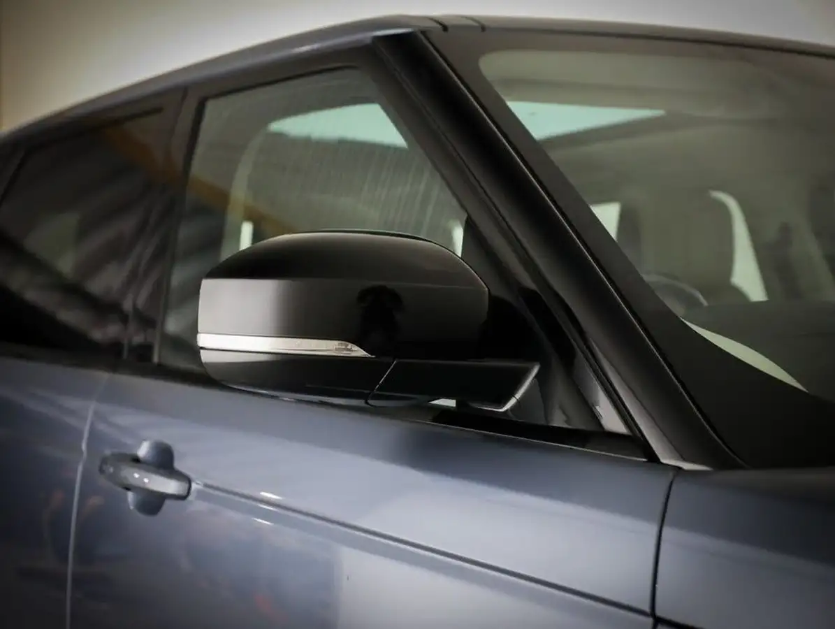 2020-land-rover-range-rover-sport-20-p400e-hse-big-12