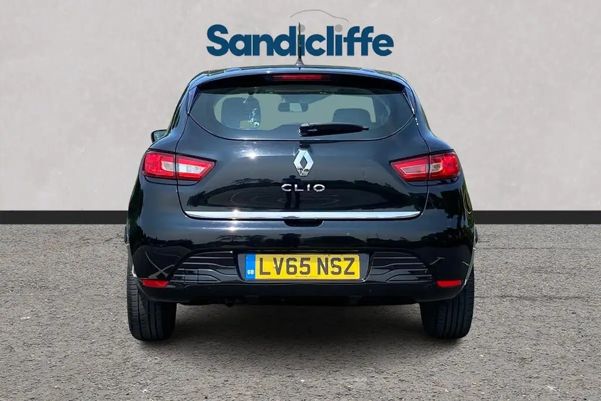 2015-renault-clio-12-dynamique-nav-big-4