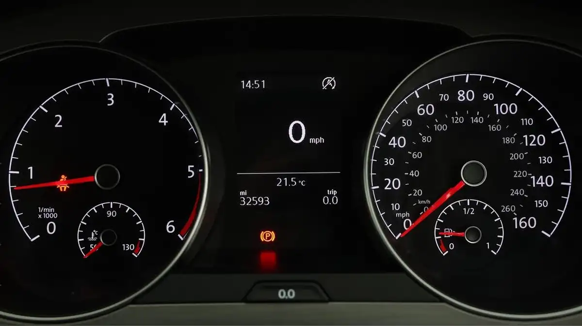 2017-volkswagen-golf-sv-16tdi-se-110ps-bmtss-big-10