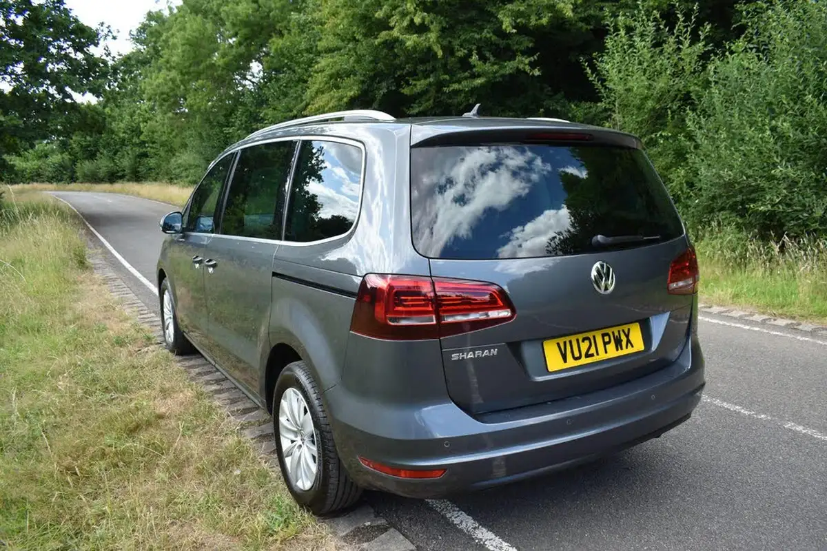 2021-volkswagen-sharan-14-tsi-se-nav-dsg-big-3