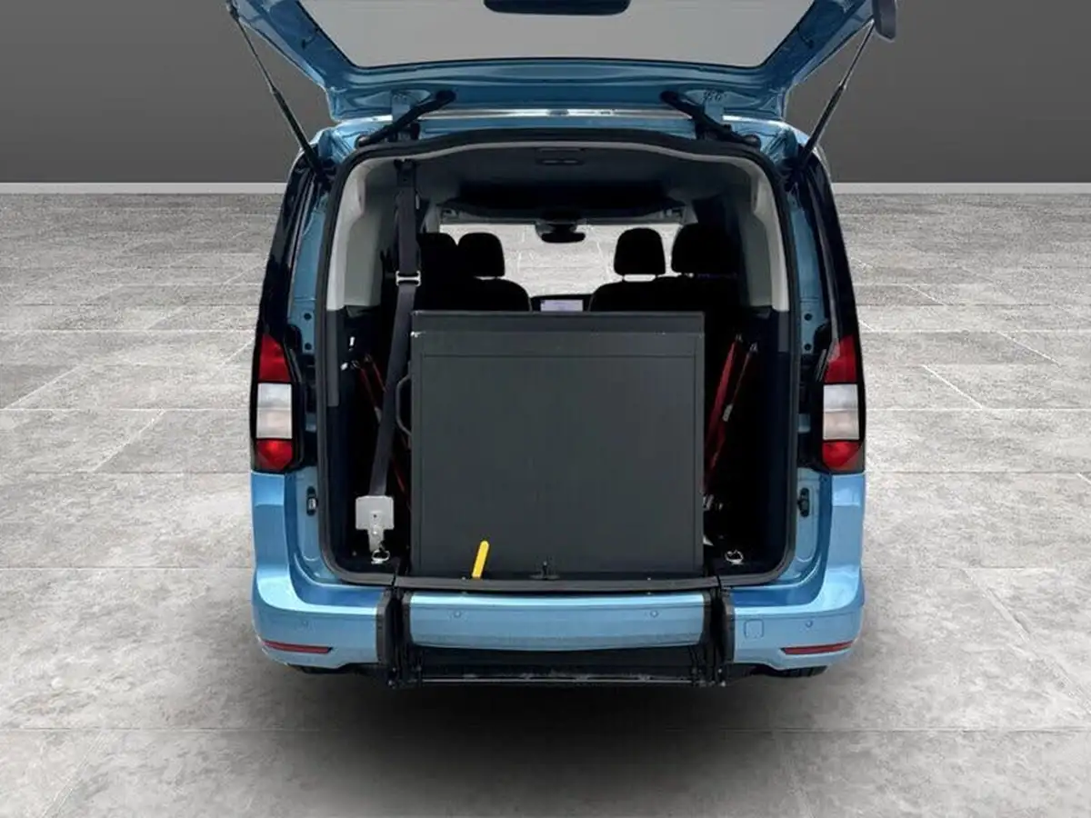 2023-ford-tourneo-connect-20-titanium-big-13
