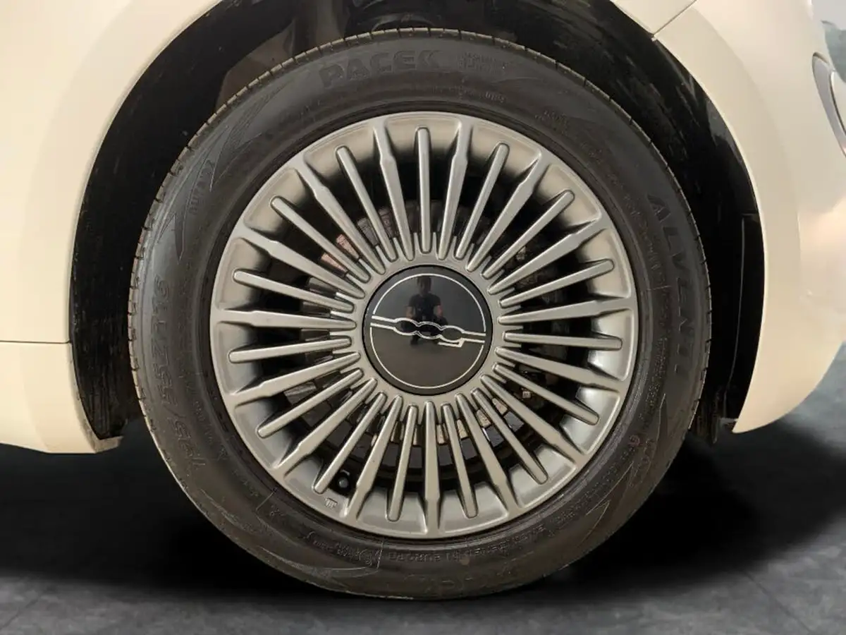 2022-fiat-500-e-icon-117bhp-big-28