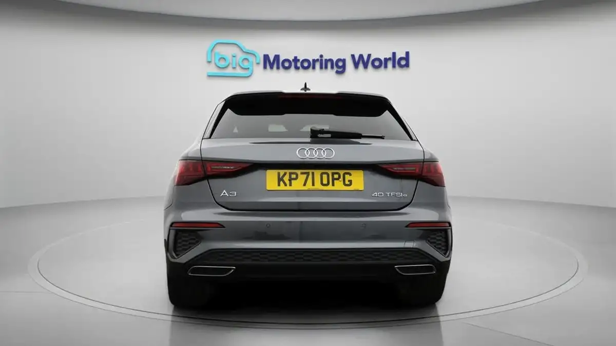 2021-audi-a3-14-40-tfsi-e-s-line-big-6