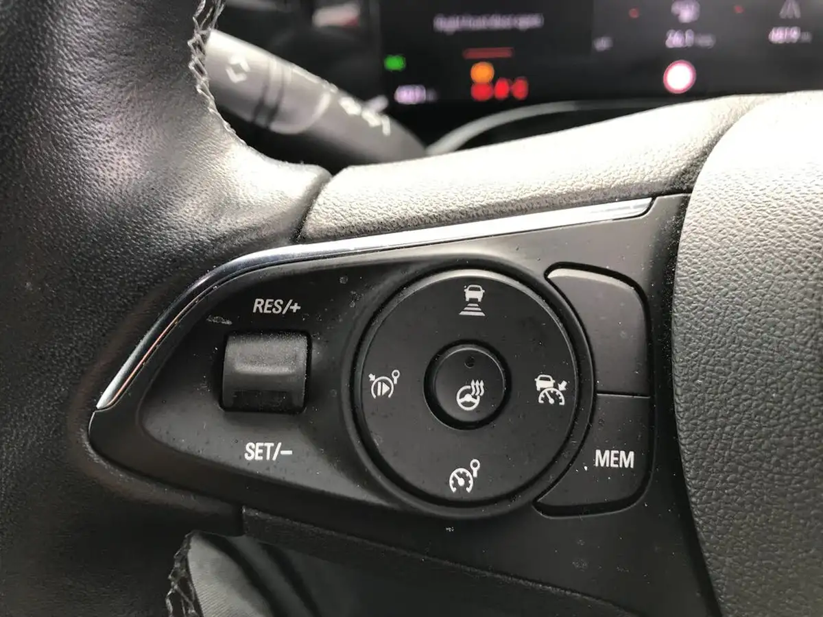 2022-vauxhall-mokka-12-sri-premium-130ps-big-22