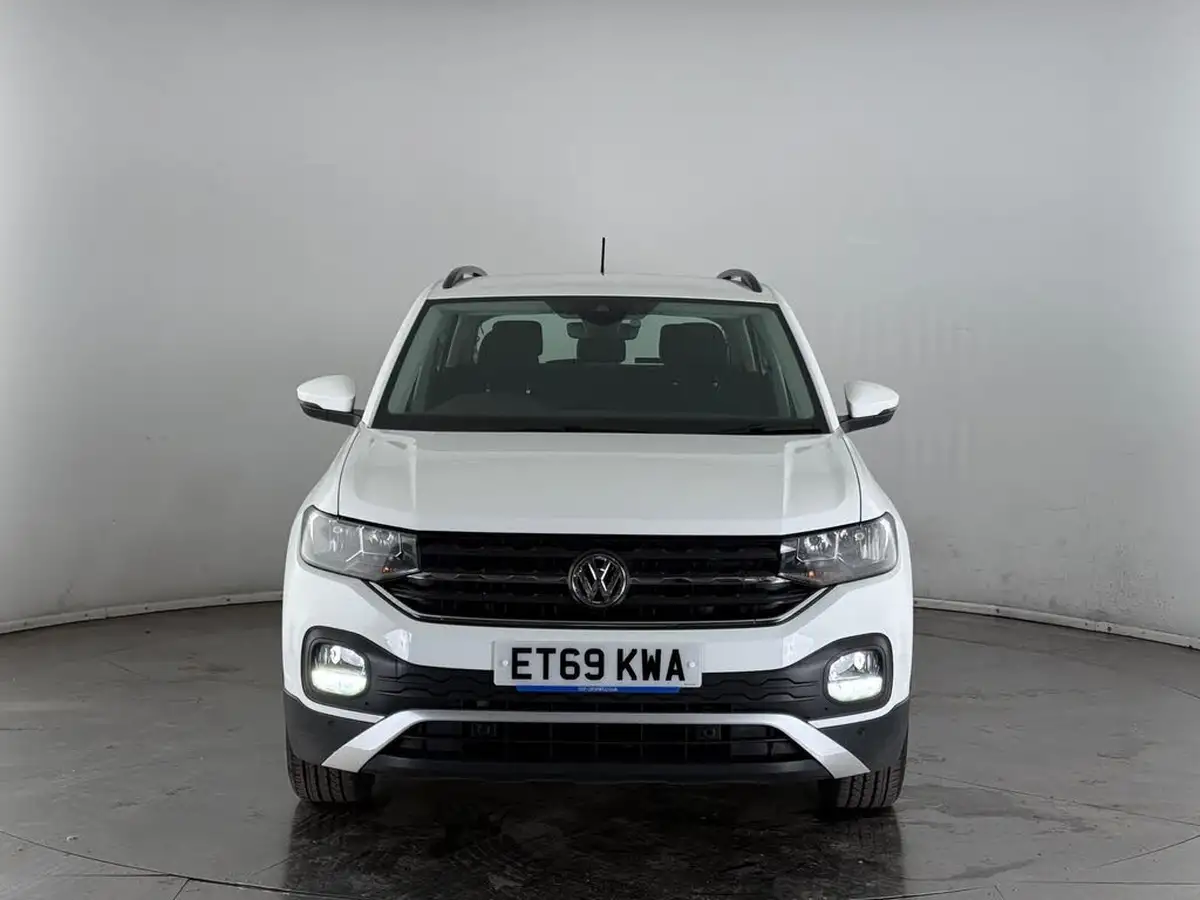 2019-volkswagen-t-cross-10-tsi-se-115ps-dsg-big-2