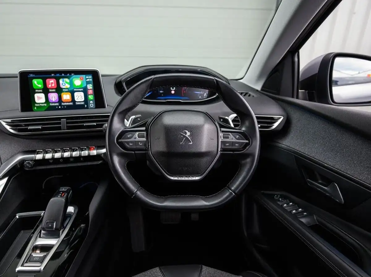 2018-peugeot-3008-suv-12-puretech-allure-eat6-big-27